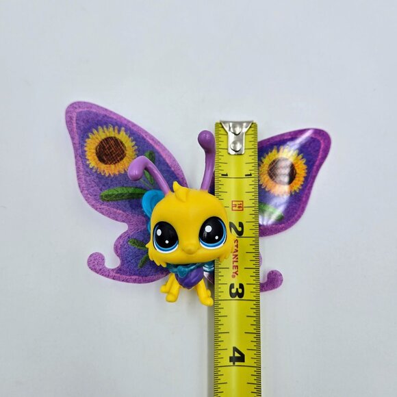 Littlest Pet Shop LPS Jake Butterflew Butterfly #3-69 2018 Sunflower Insect Fanc - Picture 9 of 9
